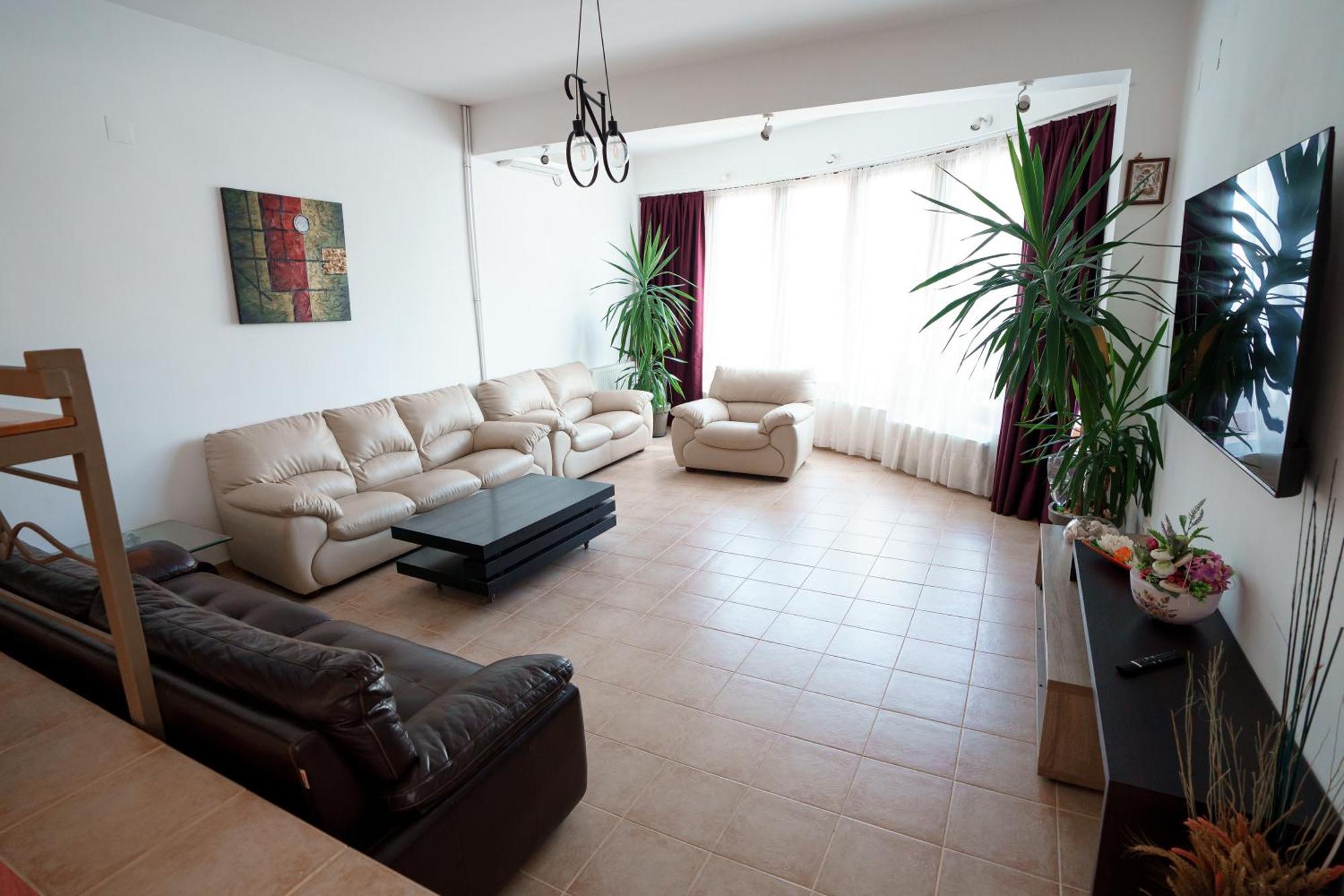 Hotel Raluca à Năvodari Extérieur photo
